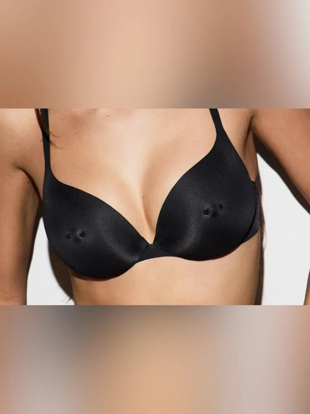 SKIMS Ultimate Pierced Nipple Push-Up Bra 38C RARE - Picture 1 of 6